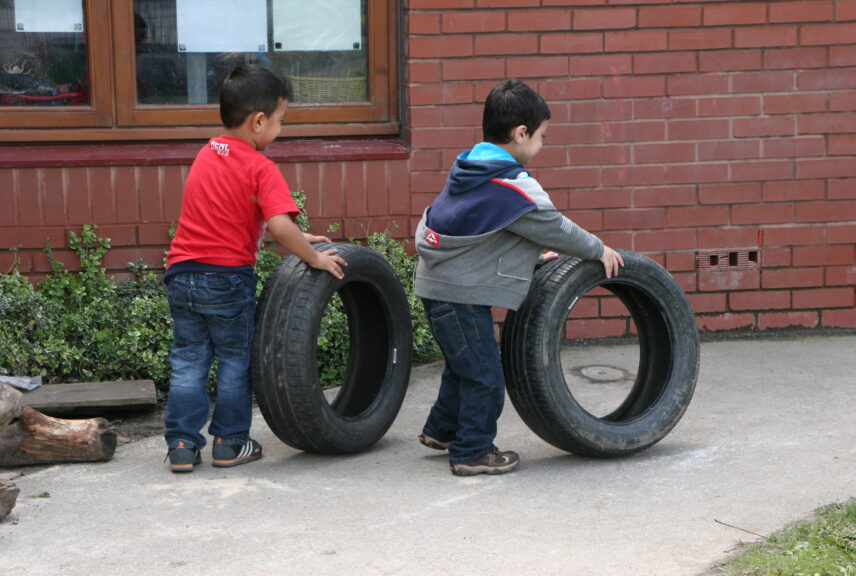 Observing, assessing and mapping children’s progress through the EYFS – Part 1